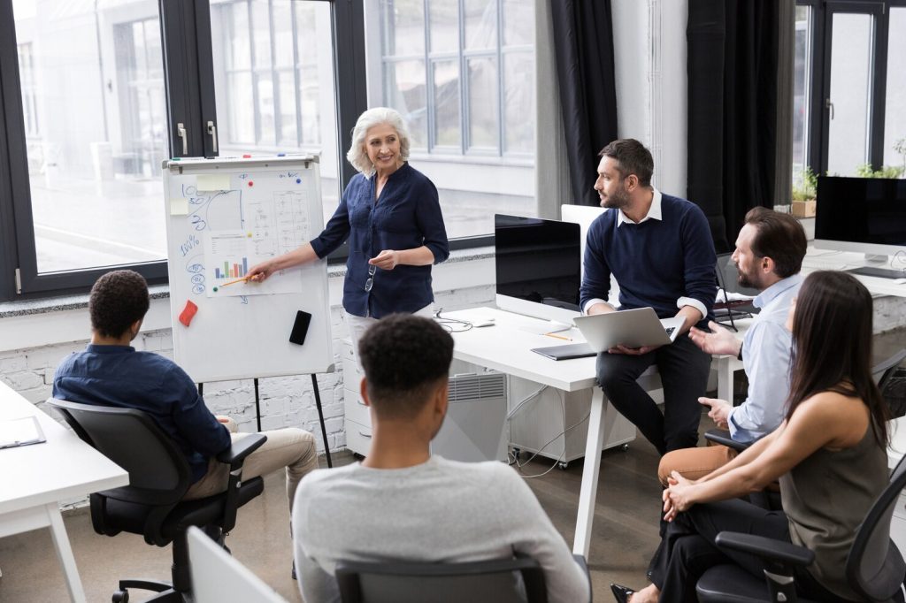 business woman making presentation office 171337 5938